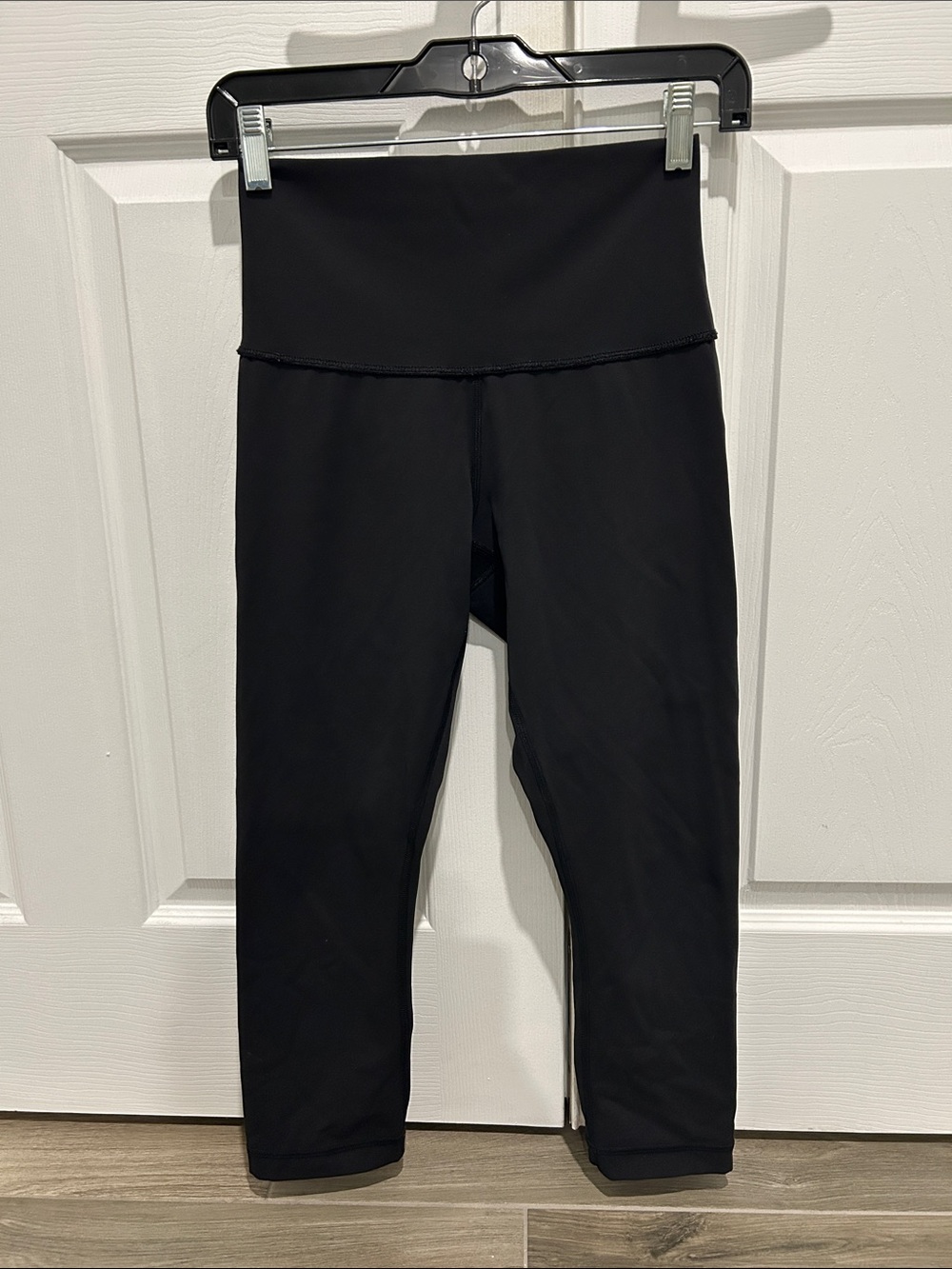 Lululemon Align High-Rise Crop Capri Black Active Leggings